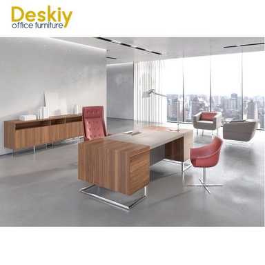 Office desk - مكتب