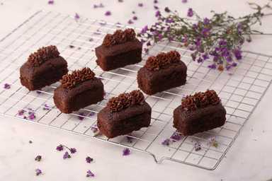 Chocolate Cake Mini Loaf