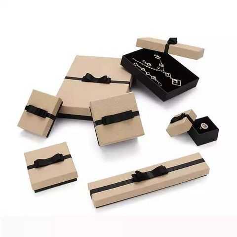 GIFT BOX - صندوق هدايا